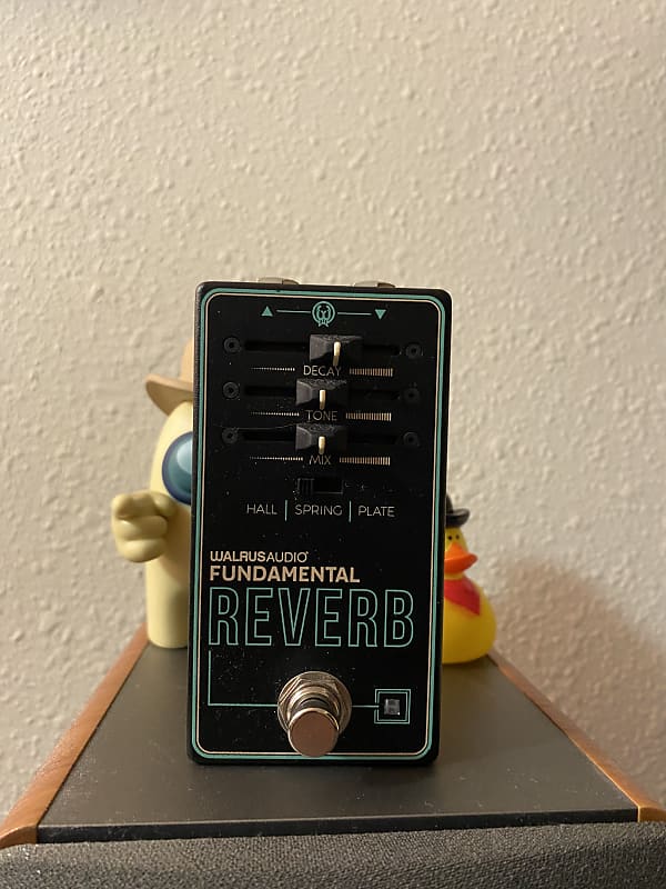 Walrus Audio Fundamental Reverb