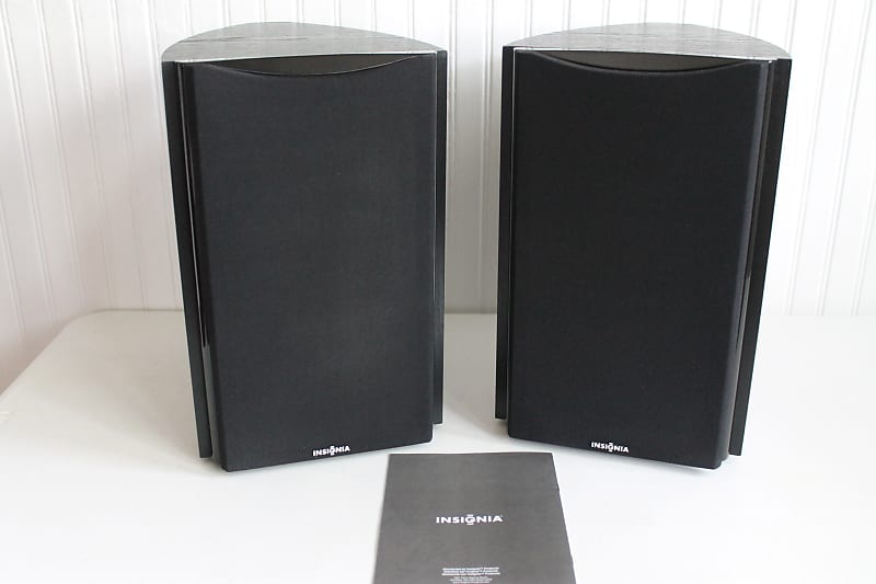 Insignia NSB2111 2Way 120 Watt Bookshelf Speakers Reverb