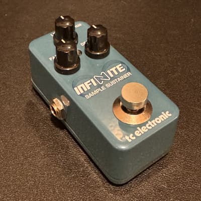 TC Electronic Infinite Mini Sample Sustainer 2023 - Present - Blue