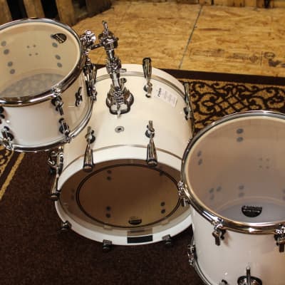 Sonor SQ2 Drum Set, Traffic White Finish - 18x14, 12x8, 14x14 image 7