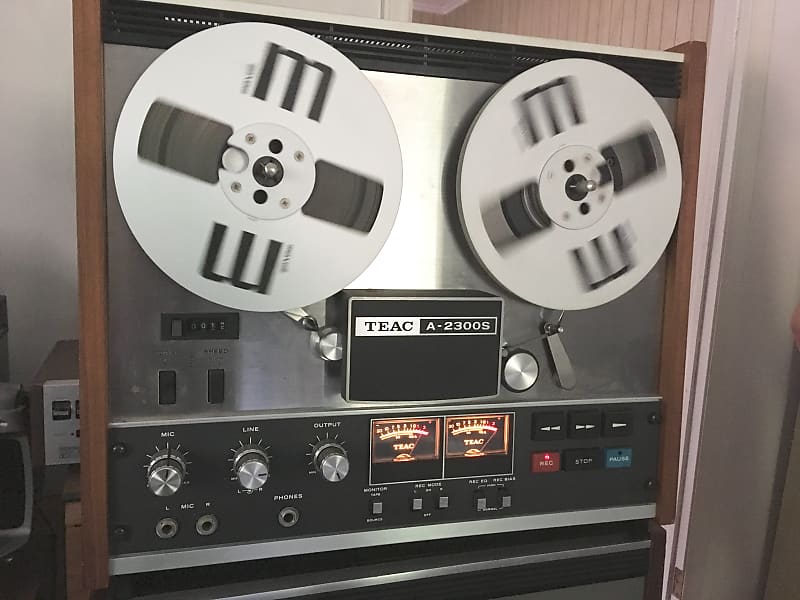TEAC A-2300S 7 Inch 4 Track Stereo Reel to Reel Tape Deck Recorder