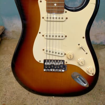 Legend Stratocaster LST-X Late 80' Wood Vintage Electric Guitar