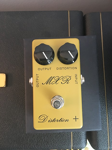 MXR Custom Shop CSP104 Distortion+ Plus Script Vintage