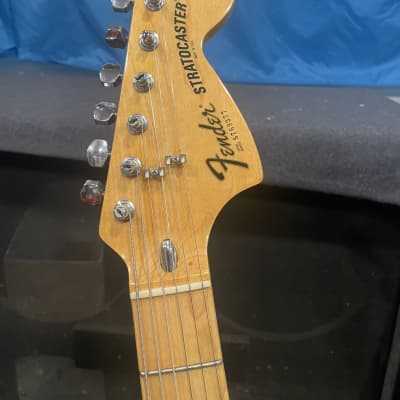 1977 Fender Stratocaster 3-Bolt Neck, Maple Fretboard, Sunburst image 4