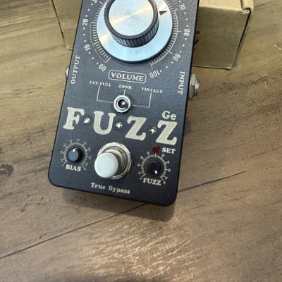 King Tone mini Fuzz Ge vintage ファズ キング トーン NKT275