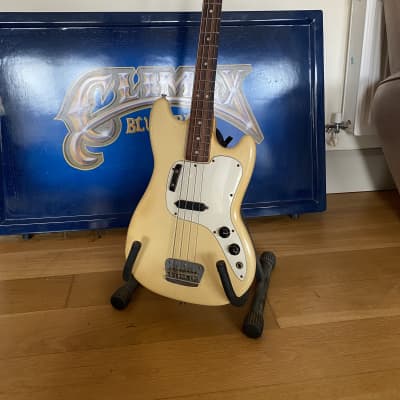 Fender Musicmaster Bass 1972 - 1979 - Olympic White | Reverb