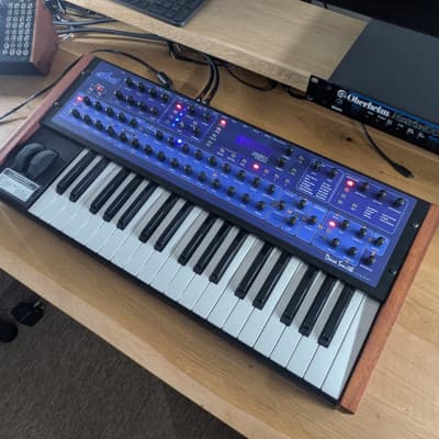 Dave Smith Instruments Mono Evolver 32-Key Monophonic Synthesizer 2006 - 2010 - Blue with Wood Sides