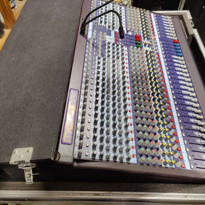 Midas Venice 320 32-Channel / 46-Input Mixing Console | Reverb Canada