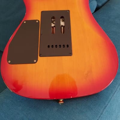 RARE Suzuki Electric Guitar 'Since 1953' HSS Bolt-On 24-Fret Red/Orange/Gold image 5