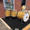 Drum City - Pearl Masters Maple Complete MCT series Bombay Gold Sparkle Lqr. 4pc. Shell Pack - Kool!