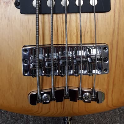 Warwick 5-string Rock Bass Corvette $$ (Double Buck) bass guitar, Honey Violin Oil finish image 9