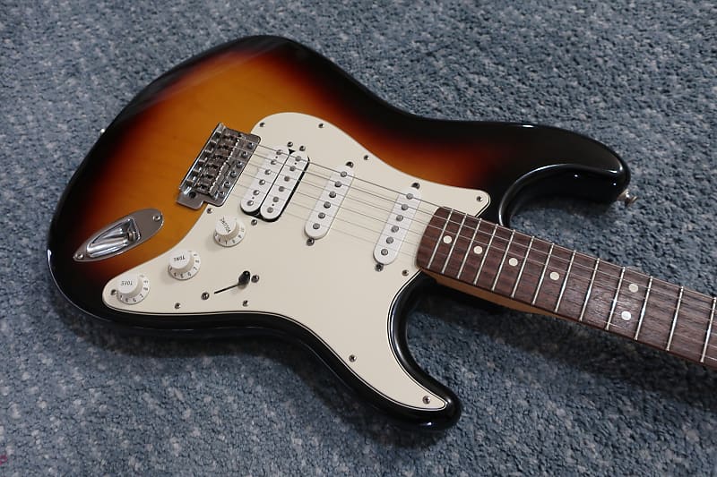 2010 Fender Stratocaster Mexico MIM Sunburst HSS Special