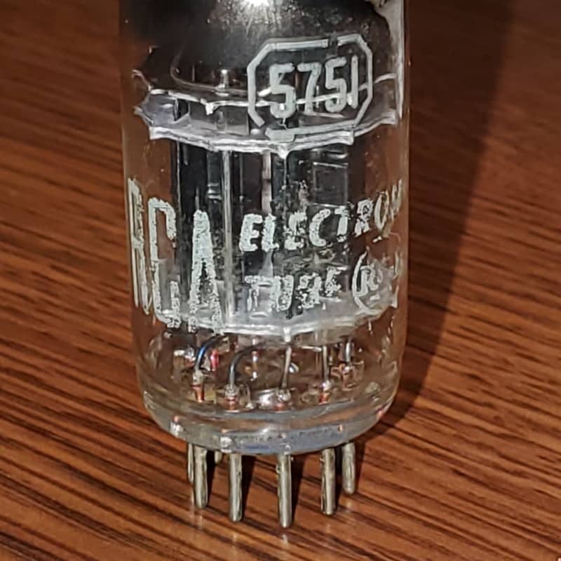 Vintage 1950's RCA Radiotron Electron Tube 6L6G Coke Bottle Tests Over 100  Emission