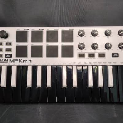 Akai MPK Mini Blanc