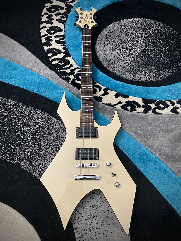 B.C. Rich Revenge Warlock - White | Reverb