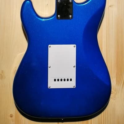 Prima ST-350 Blue Stratocaster image 3