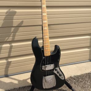 Vintage Fender Jazz bass 1978/1979 Black, blocks and binding