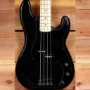 FENDER ROGER WATERS PRECISION BASS Mint P-Bass Black! 14526