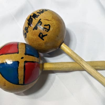 Handmade Traditional Wooden Maracas - Blue & Red image 3