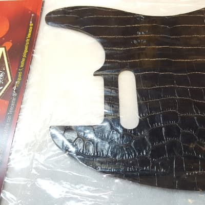 Leather Pickguard by Right On Straps, fits Telecaster, Coco Brown finish. Made in Spain. Pickguard-T 035 BR C 8406010140354 image 4