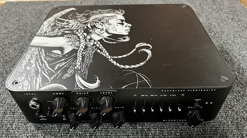 Darkglass Electronics Microtubes 900 V2 900-Watt Bass Amp Head Limited  Edition Euryale - Authorized Dealer