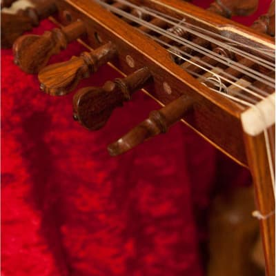 Roosebeck Deluxe Package Includes: 6-course Lute - Sheesham & Spruce + Chromatic Tuner for Lute image 5