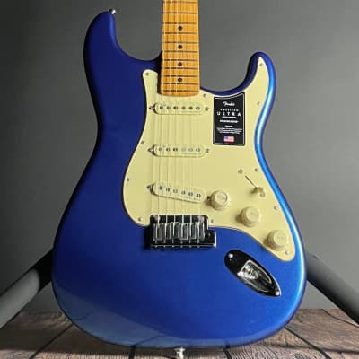 Fender American Ultra Stratocaster, Maple Fingerboard- Cobra Blue (US21021721) image 1