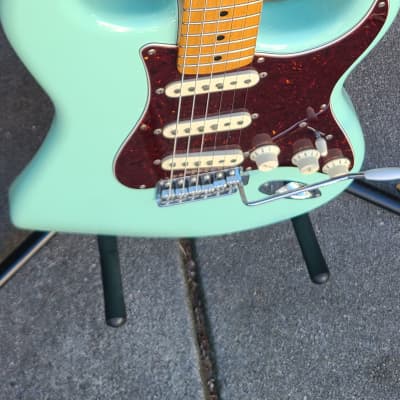 2008-2009 Fender Classic 50's Series Stratocaster Surf Green MIM w Hard Case~Price Drop image 4