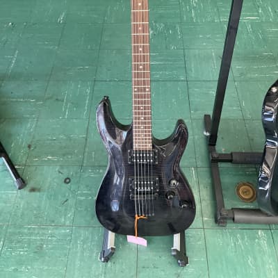 Schecter Diamond Series OMEN-6シェクターemg81 Amazon.com: Schecter OMEN-6 6-String Electric Guitar, Black