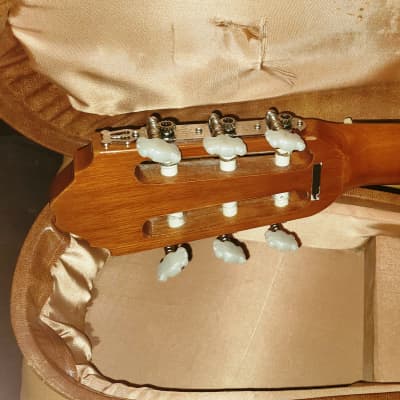 SAMICK LC-015G classical guitar and hard-shell case, 70's-80's, - natural with gloss coating. image 13