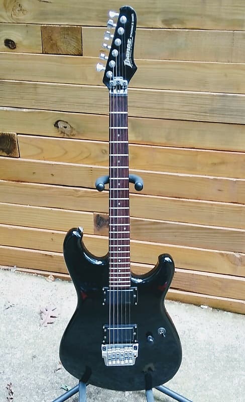1985年　ジャパンビンテージ　Ibanez 　ロードスター　日本製フジゲン製 Ibanez Roadstar II 2 Black 1985 HSS Maple Fretboard MIJ Made