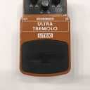 Behringer UT100 Ultra Tremolo V1 Rare Guitar Effect Pedal