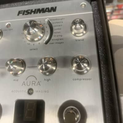 Fishman PRO-AUR-SPC Aura Spectrum DI Silver image 2