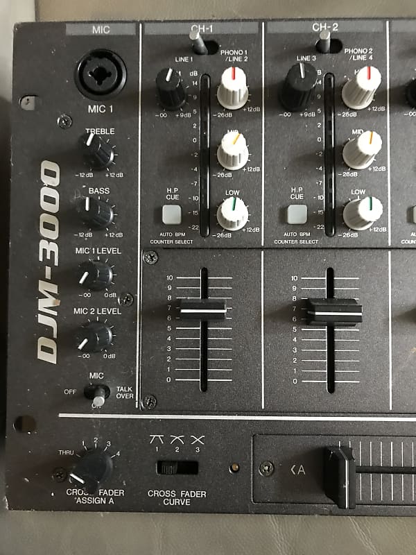 Pioneer DJM-3000 Professional DJ Mixer 2010 Graphite
