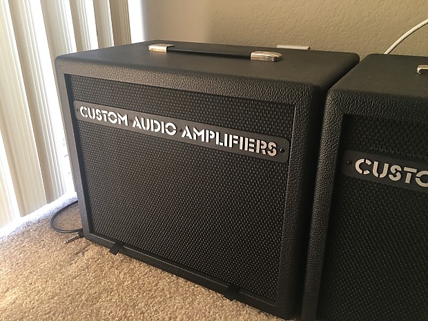 Custom Audio Amplifiers CAA112 ベースアンプ