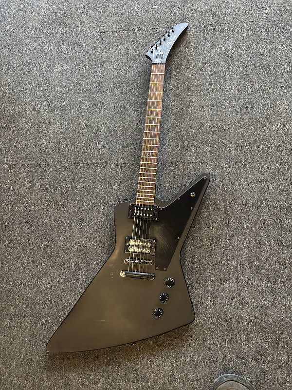 ギター Epiphone Explorer Gothic 1958 Open Box Epiphone Goth 1958 Explorer Electric Guitar Black