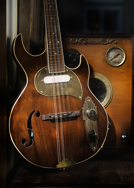 Postal Handmade Meteor 8 String Electronic Mandolin  Antique Walnut Fender Pickup  Road Worn image 1