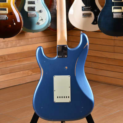 Fender Vintera Road Worn '60s Stratocaster Pau Ferro Fingerboard Lake Placid Blue image 14