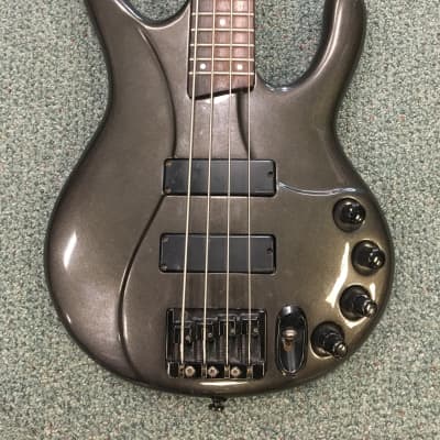 Ibanez EDC 700 Ergodyne 4 String Bass Guitar Pewter Bag or