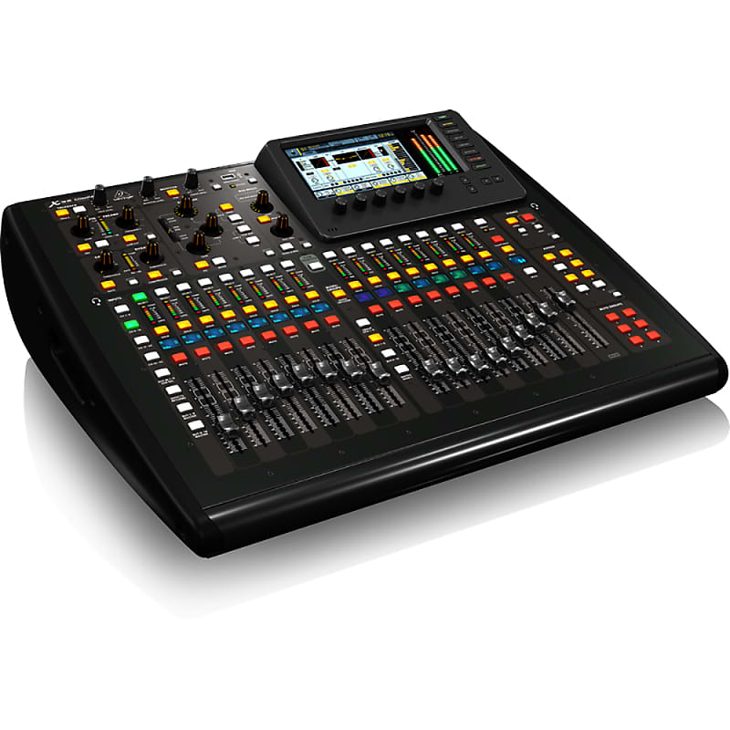 X32 Compact 40-Input 25-Bus Digital Mixing Console image 2
