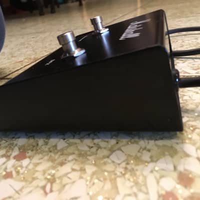 Marshall 2 Button Foot-switch Black image 4