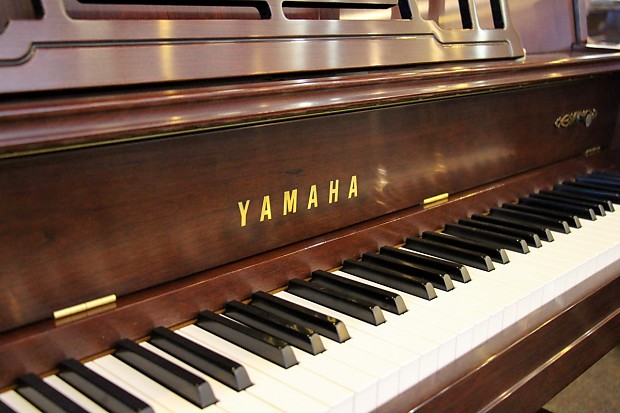 Yamaha Gallery Collection M560 44" Upright Piano
