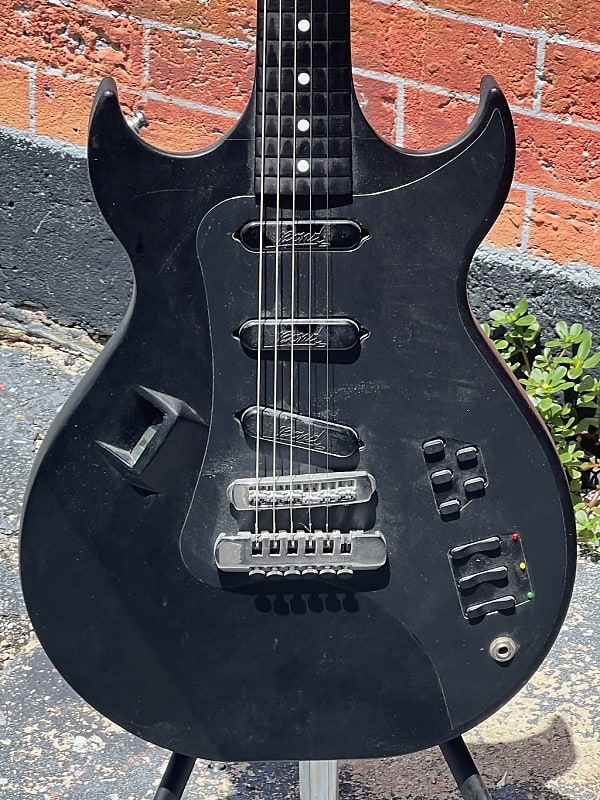 Bond  Electraglide Guitar 1985 - highly unusual & sought after this is an all original example. image 1