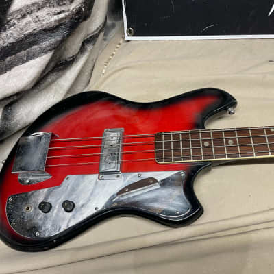 Leban Cyclone 4-String Bass MIJ Made In Japan Vintage Red - To - Black image 2