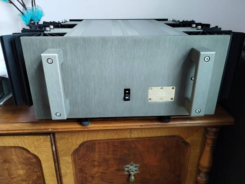 Krell KSA 80 amplifier in excellent condition recapped - 2000&#039;s  			