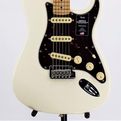 Fender American Professional II Stratocaster Olympic White Ser#US210106754 image 2