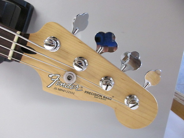 MIM Fender Precision Bass 1994 White | Reverb