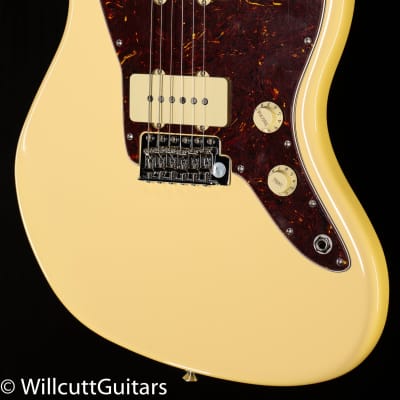 Fender American Performer Jazzmaster Rosewood Fingerboard Vintage White (522) for sale