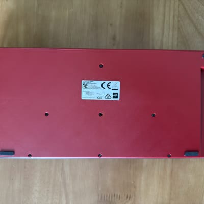 IK Multimedia IK Multimedia UNO Synth Pro Desktop 32-Key Analog Synthesizer with DECKSAVER image 18