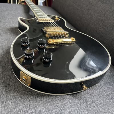 Gibson Les Paul Custom 2016 - Black image 5